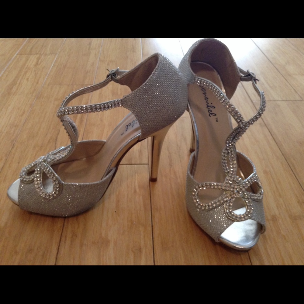 Prom Wedding Bridal Pageant Silver Rhinestone Heel - Picture 6 of 8